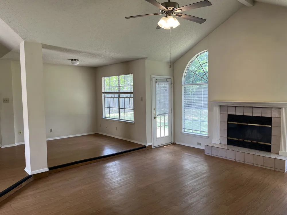 1013 Forest Trail Cedar Park, TX 78613