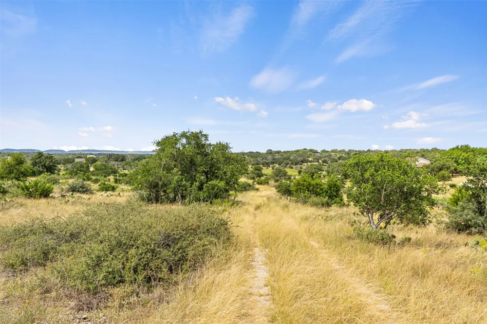 135 River View Drive Johnson City, TX 78636