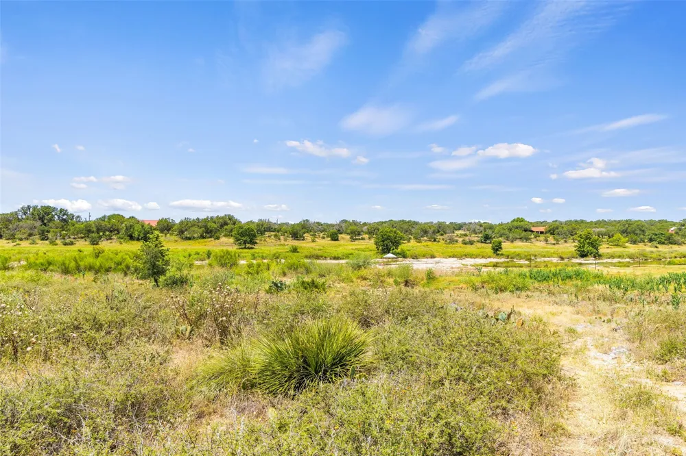 135 River View Drive Johnson City, TX 78636