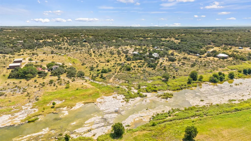 135 River View Drive Johnson City, TX 78636