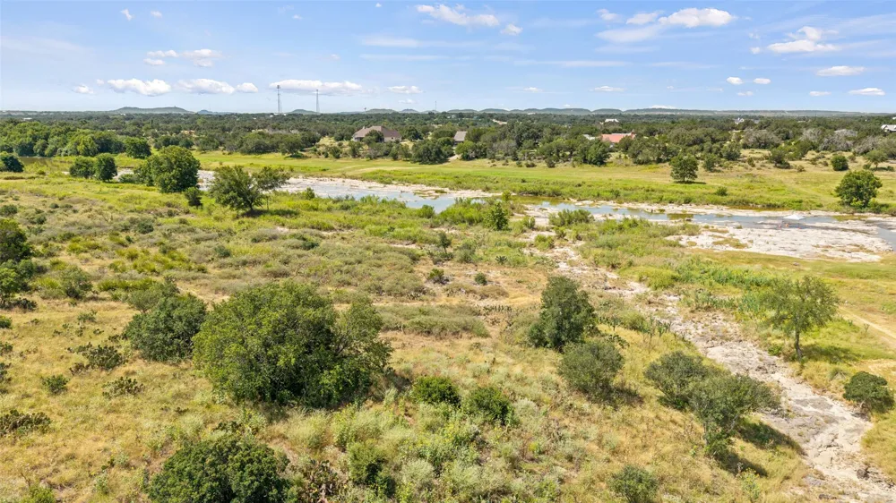 135 River View Drive Johnson City, TX 78636
