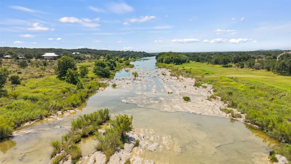 135 River View Drive Johnson City, TX 78636