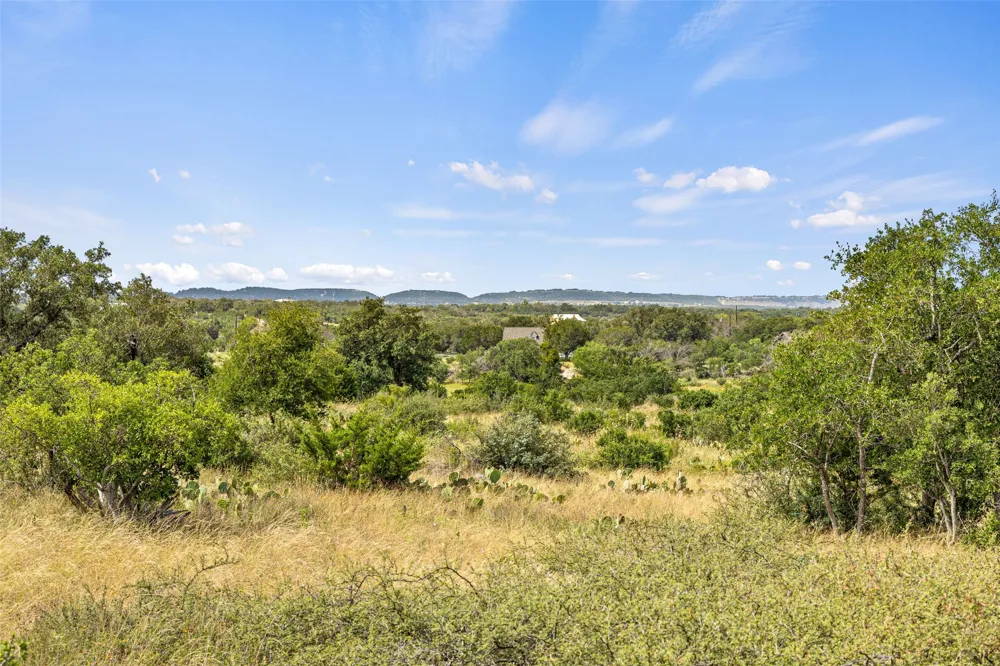 135 River View Drive Johnson City, TX 78636