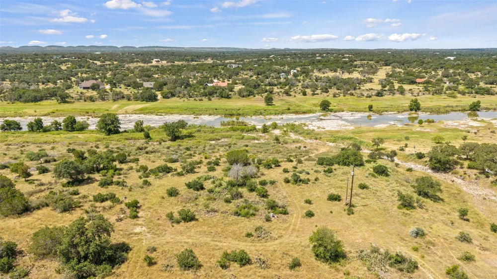 135 River View Drive Johnson City, TX 78636