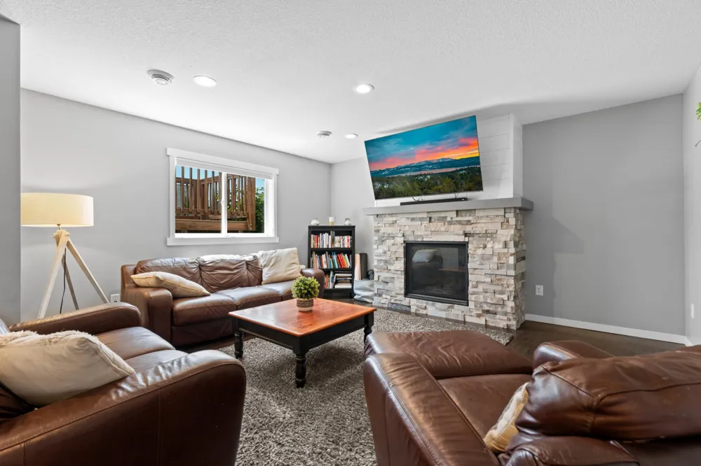 893 Towne Drive NE Byron, MN 55920