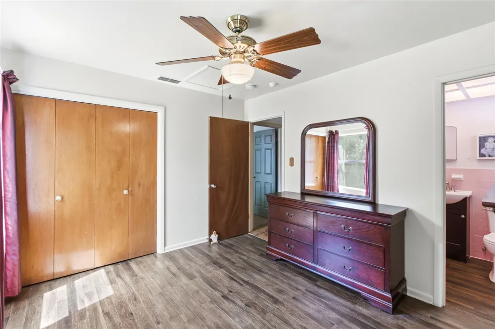 4611 S 2nd Street Austin, TX 78745