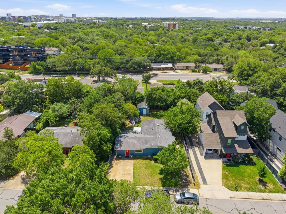 4611 S 2nd Street Austin, TX 78745