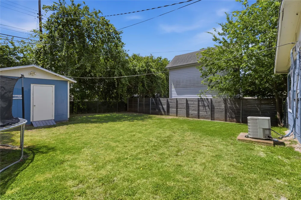 4611 S 2nd Street Austin, TX 78745