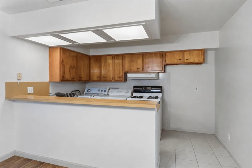 4611 S 2nd Street Austin, TX 78745