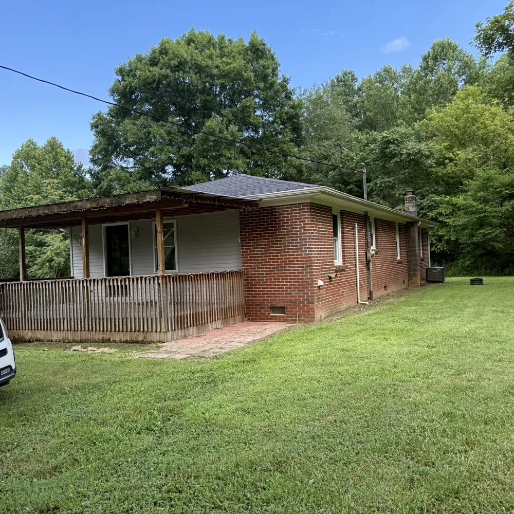 2625 Wartrace Hwy Whitleyville, TN 38588