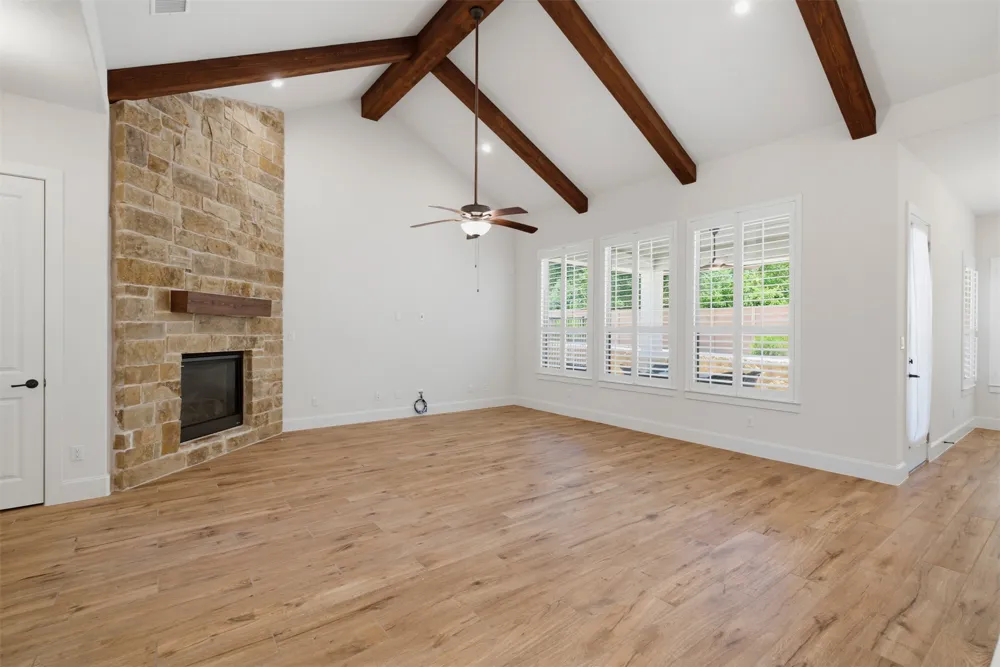 405 Skyflower Drive #V Georgetown, TX 78628