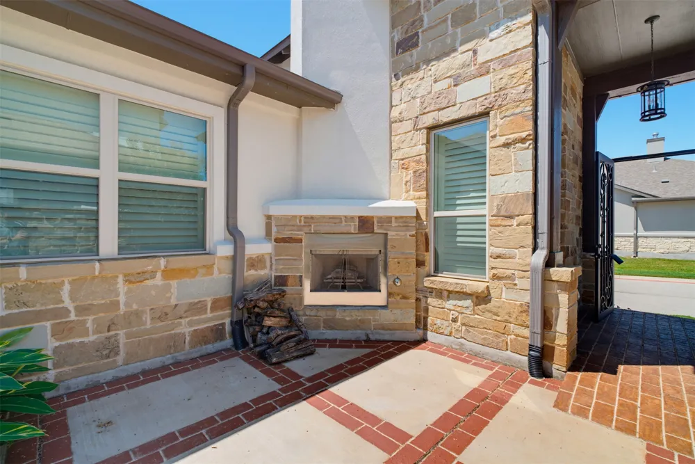 405 Skyflower Drive #V Georgetown, TX 78628