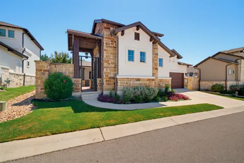 405 Skyflower Drive #V