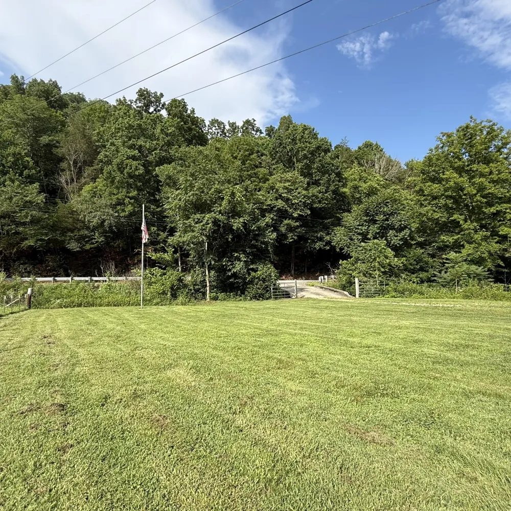 2625 Wartrace Hwy Pleasant Shade, TN 37145