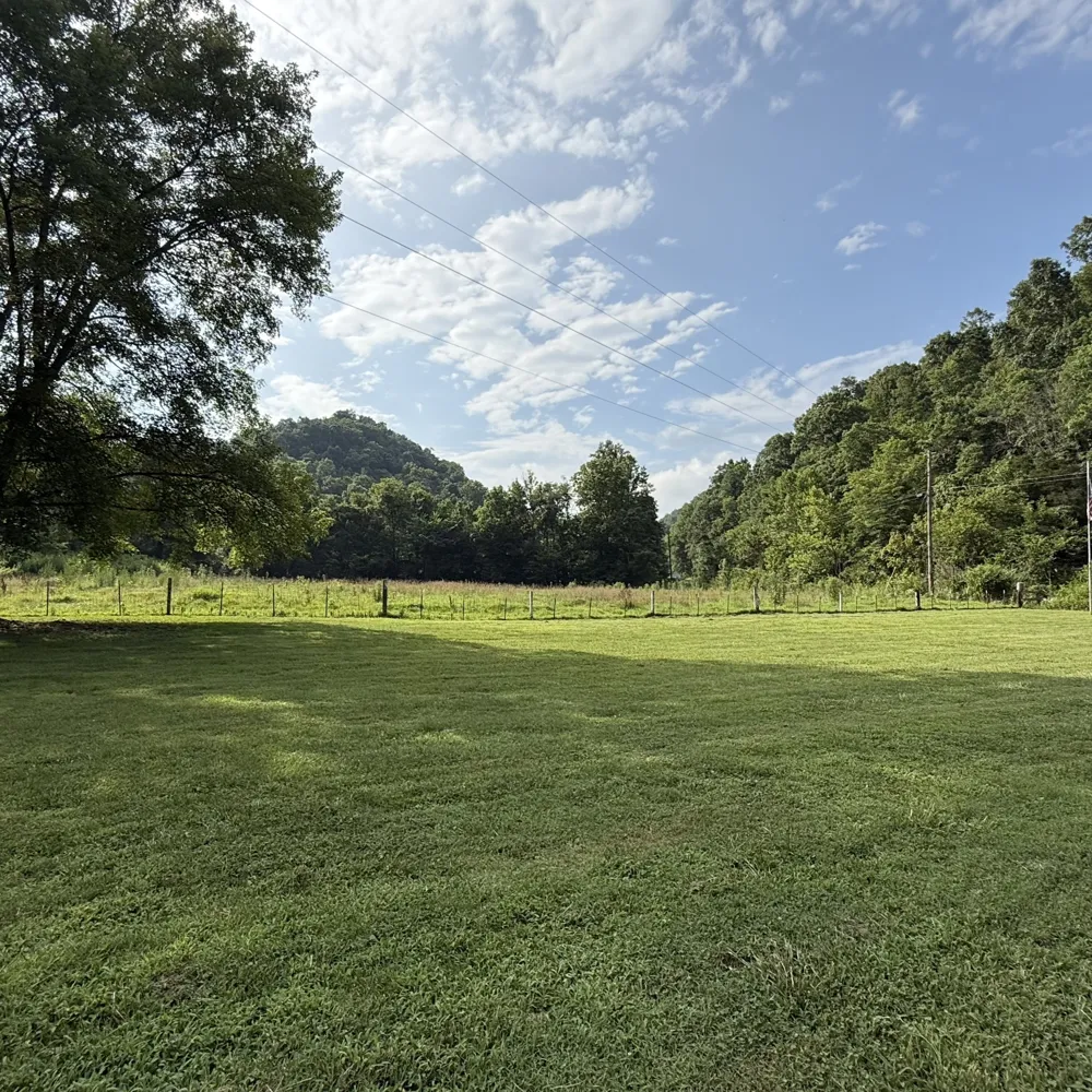 2625 Wartrace Hwy Pleasant Shade, TN 37145