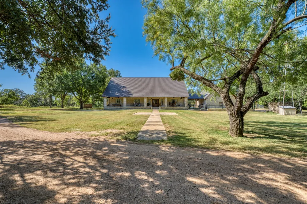 150 Shady Lane Marble Falls, TX 78654