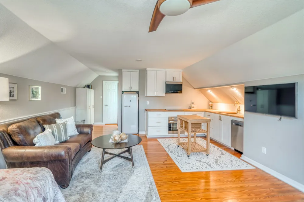 150 Shady Lane Marble Falls, TX 78654