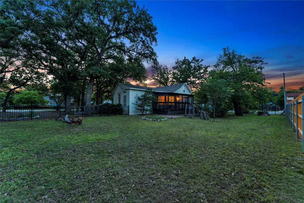 409 Main Street Burnet, TX 78611
