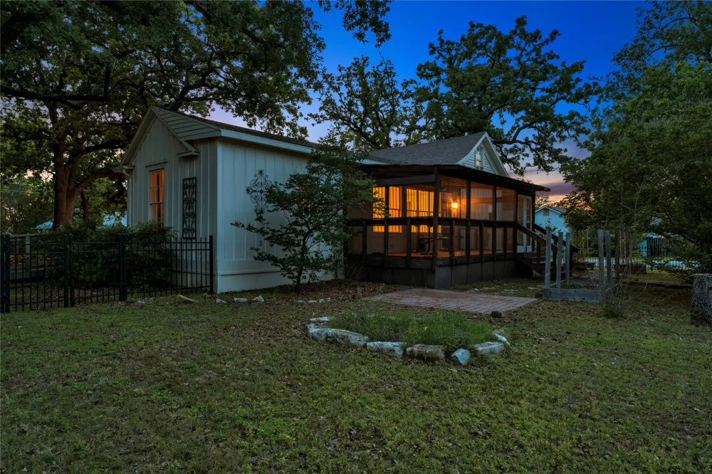 409 Main Street Burnet, TX 78611