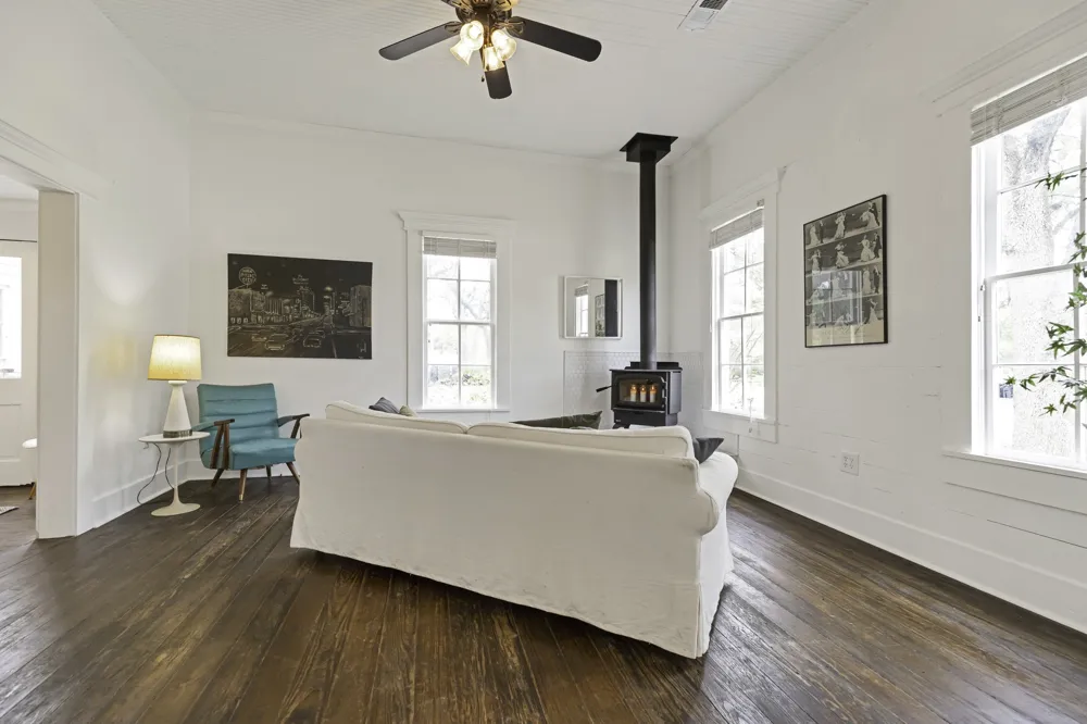 409 Main Street Burnet, TX 78611