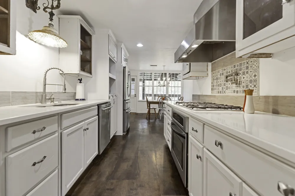 409 Main Street Burnet, TX 78611