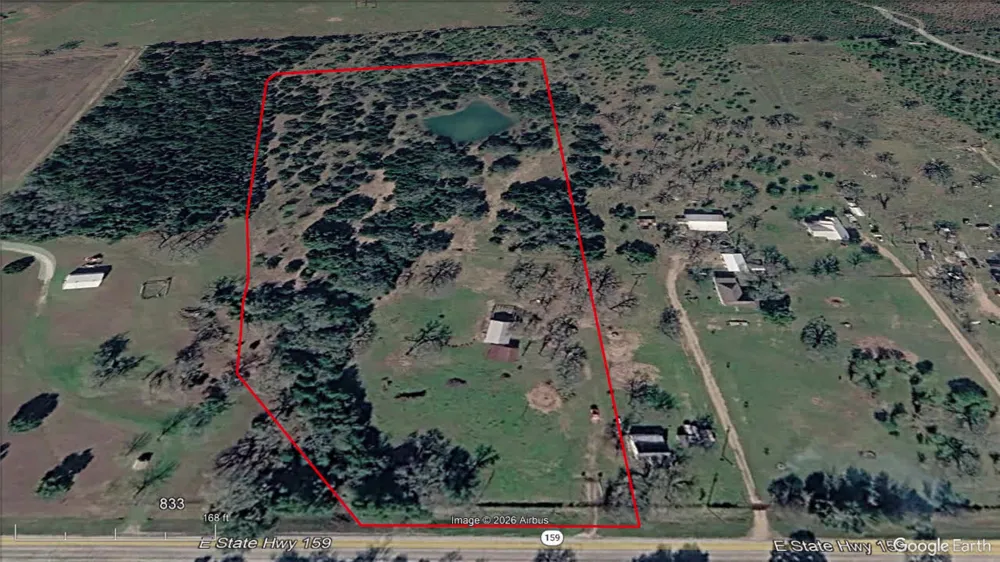 833 E State Highway 159 Fayetteville, TX 78940