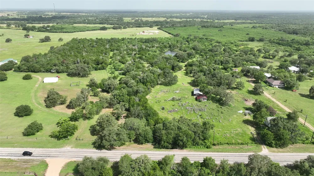 833 E State Highway 159 Fayetteville, TX 78940