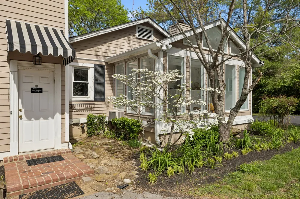 1307 Old Hickory Blvd Brentwood, TN 37027