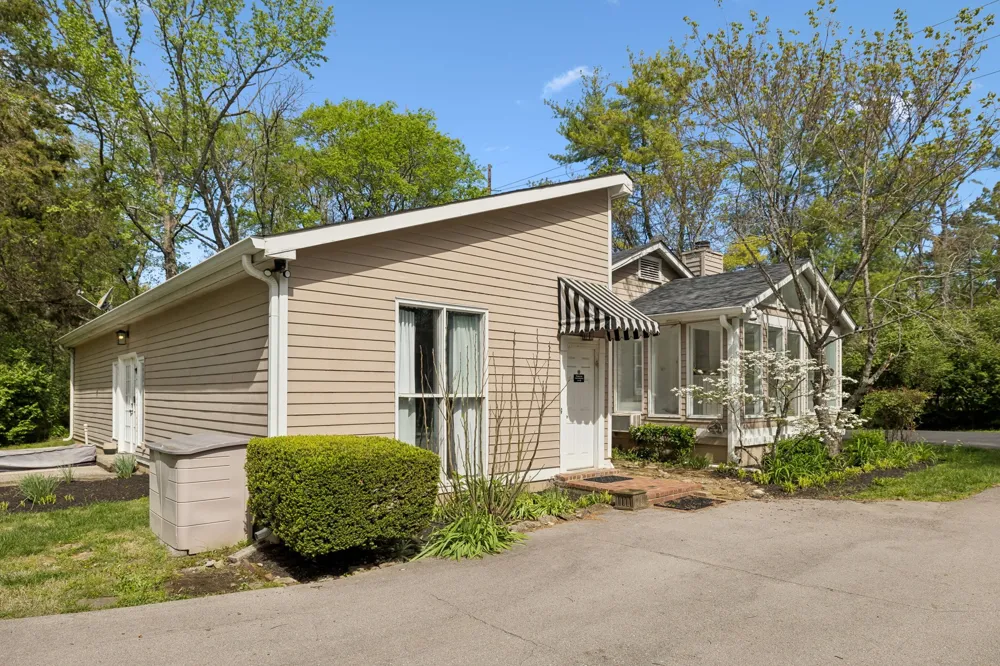 1307 Old Hickory Blvd Brentwood, TN 37027