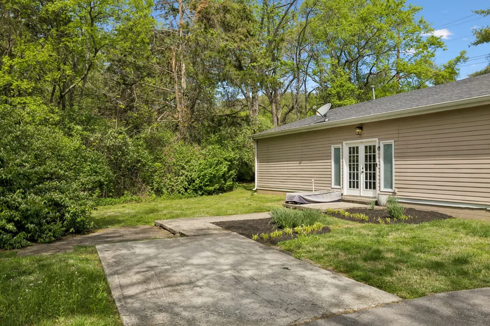 1307 Old Hickory Blvd Brentwood, TN 37027