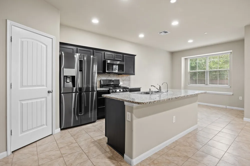 2880 Donnell Drive #1802 Round Rock, TX 78664
