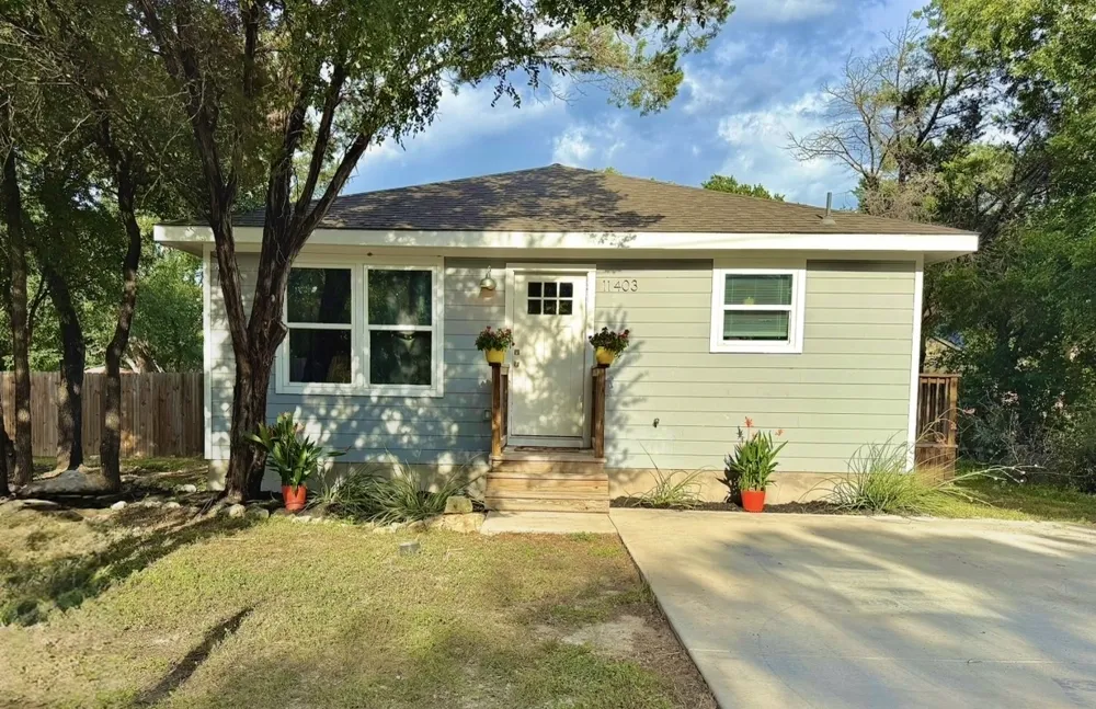 11403 Leander Street Jonestown, TX 78645