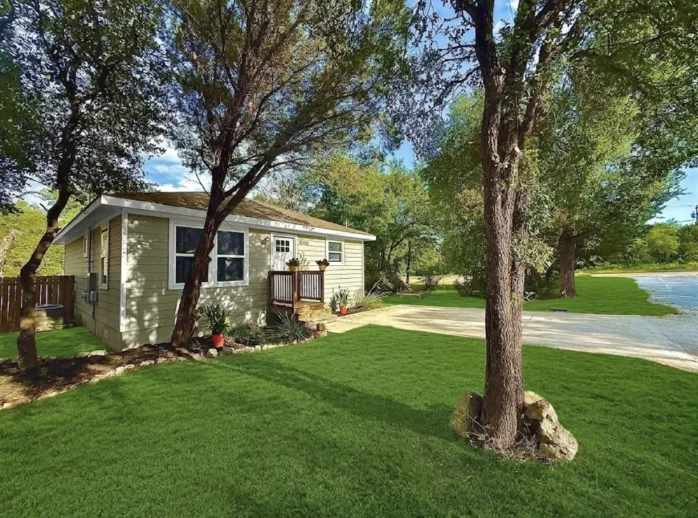 11403 Leander Street Jonestown, TX 78645