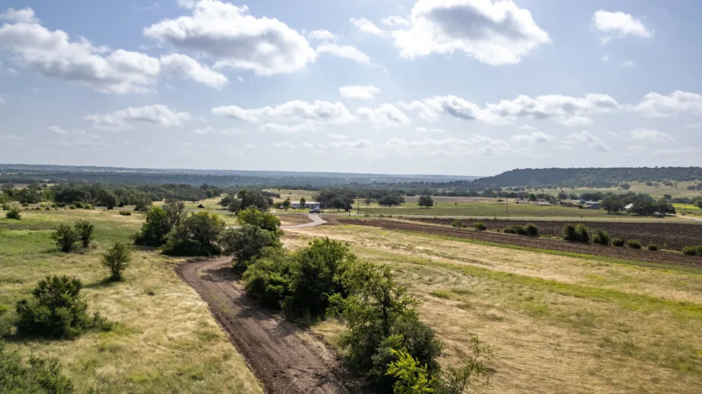 105 Fm-1047 Evant, TX 76880