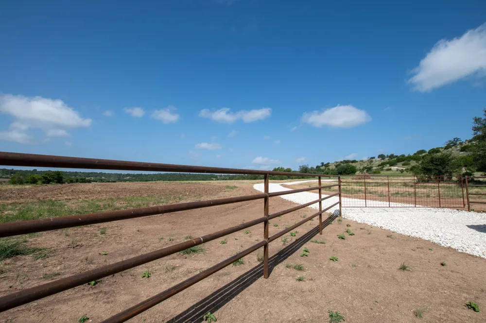 105 Fm-1047 Evant, TX 76880