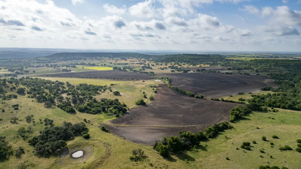 105 Fm-1047 Evant, TX 76880