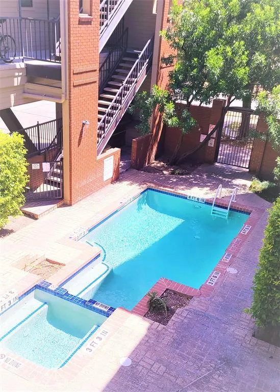 106 E 30TH STREET #308 Austin, TX 78705