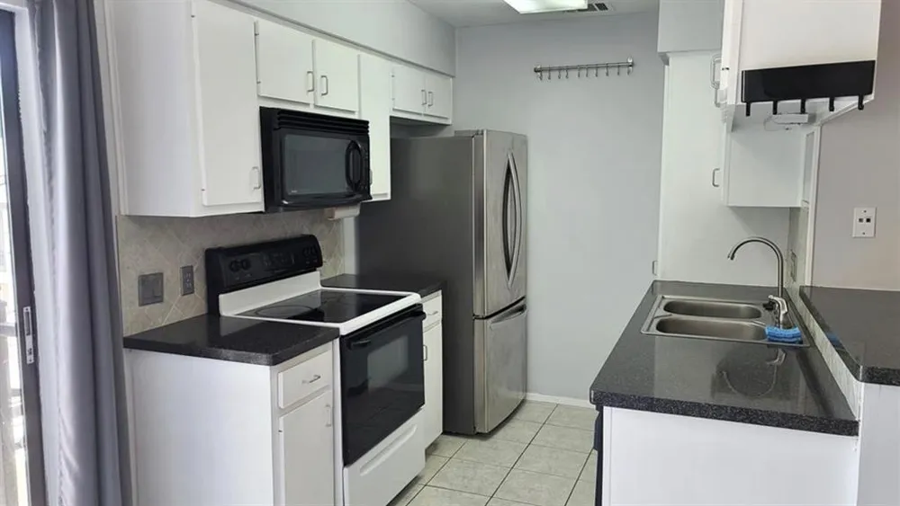 106 E 30TH STREET #308 Austin, TX 78705