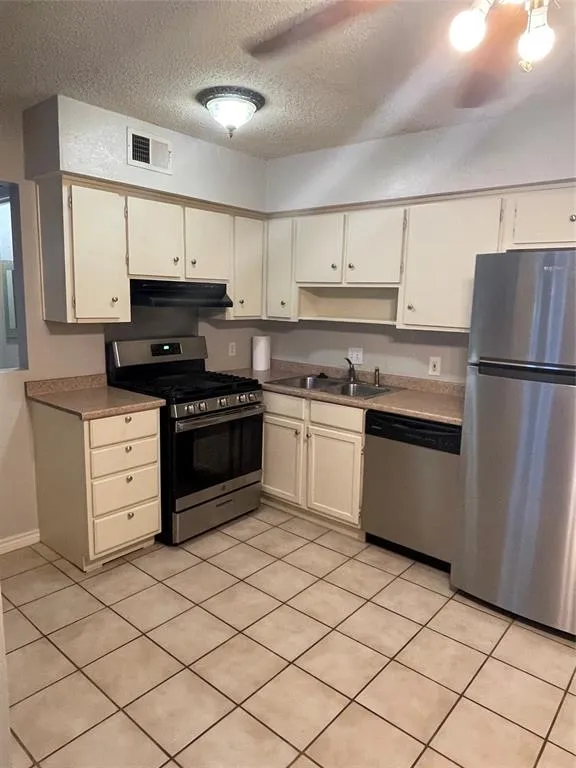 2304 Barton Village Circle #104 Austin, TX 78704