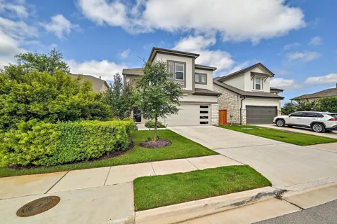 17211 Hattie Trace
