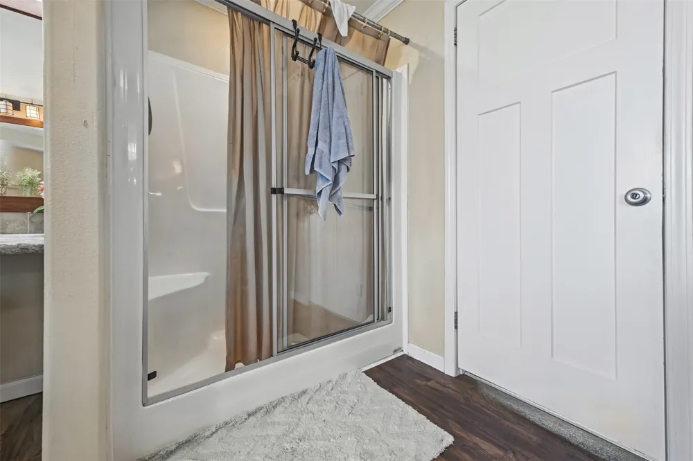 5904 Fm 621 Martindale, TX 78655
