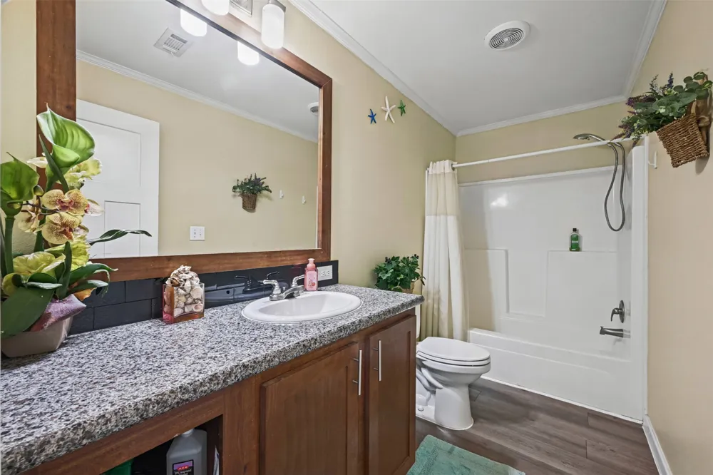 5904 Fm 621 Martindale, TX 78655
