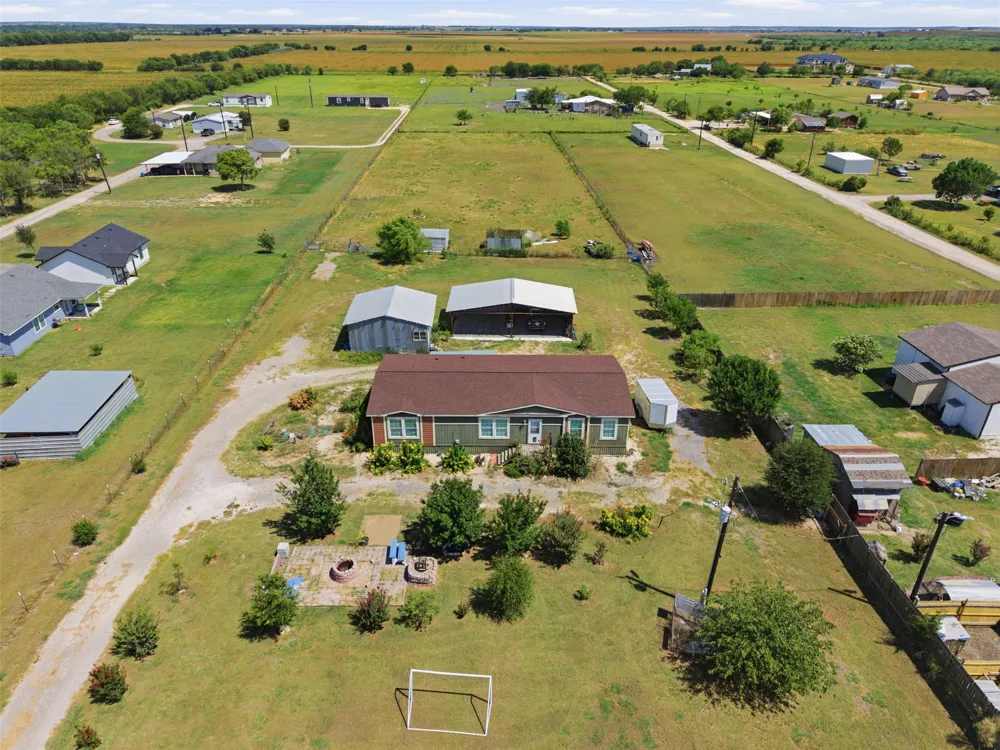 5904 Fm 621 Martindale, TX 78655