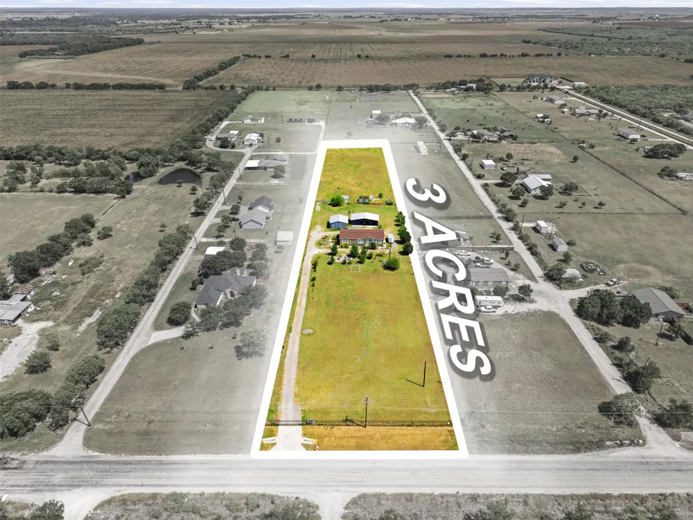 5904 Fm 621 Martindale, TX 78655