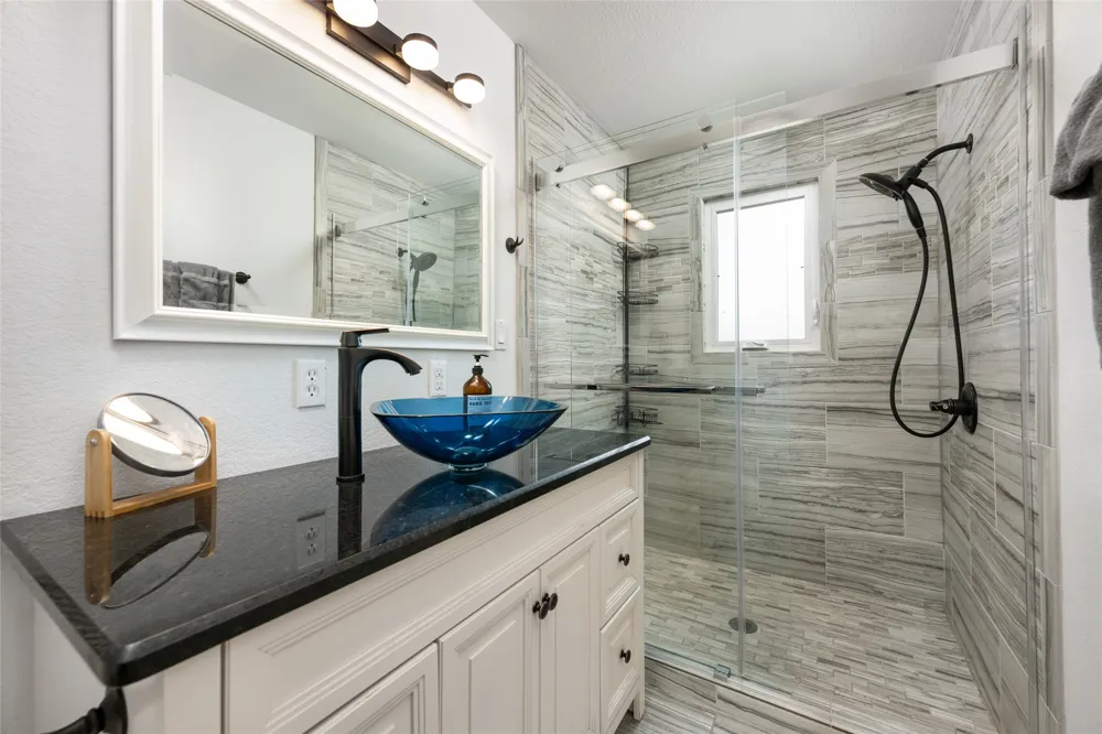 493 Cottletown Road #C Smithville, TX 78957