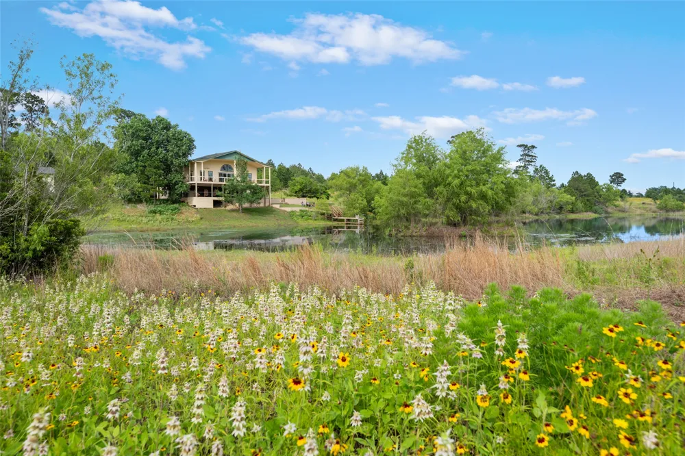 493 Cottletown Road #C Smithville, TX 78957