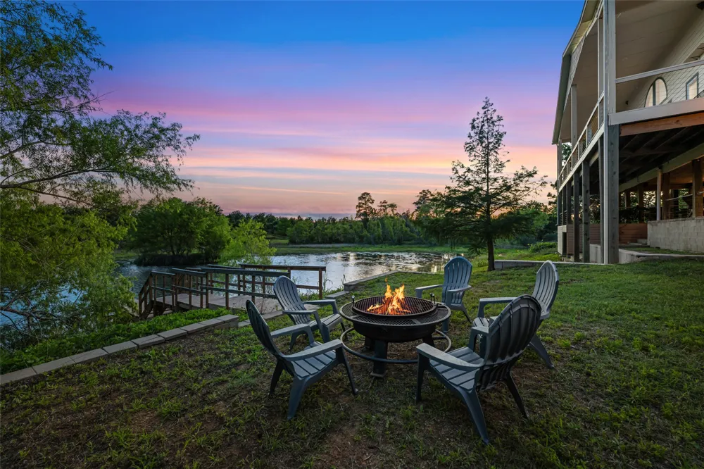 493 Cottletown Road #C Smithville, TX 78957