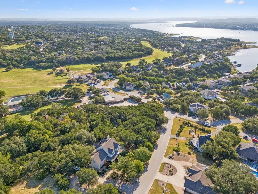19047 Venture Drive Point Venture, TX 78645