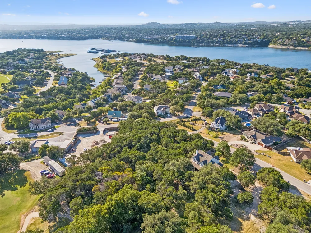 19047 Venture Drive Point Venture, TX 78645