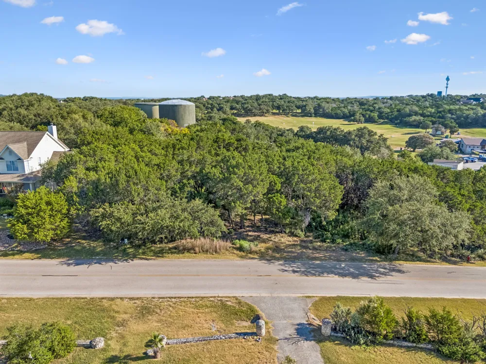 19047 Venture Drive Point Venture, TX 78645